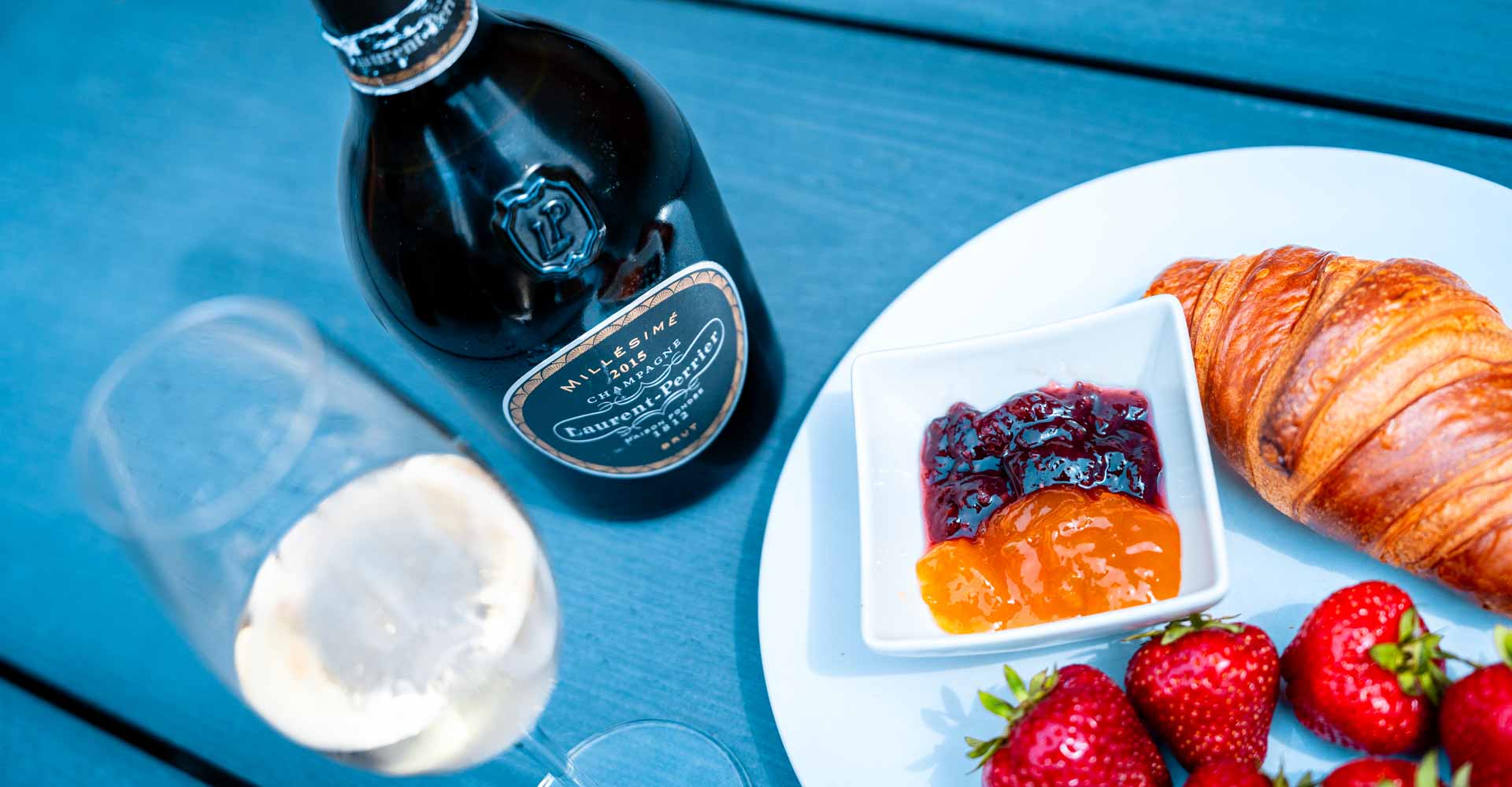 Champagne ke snídani i večeři